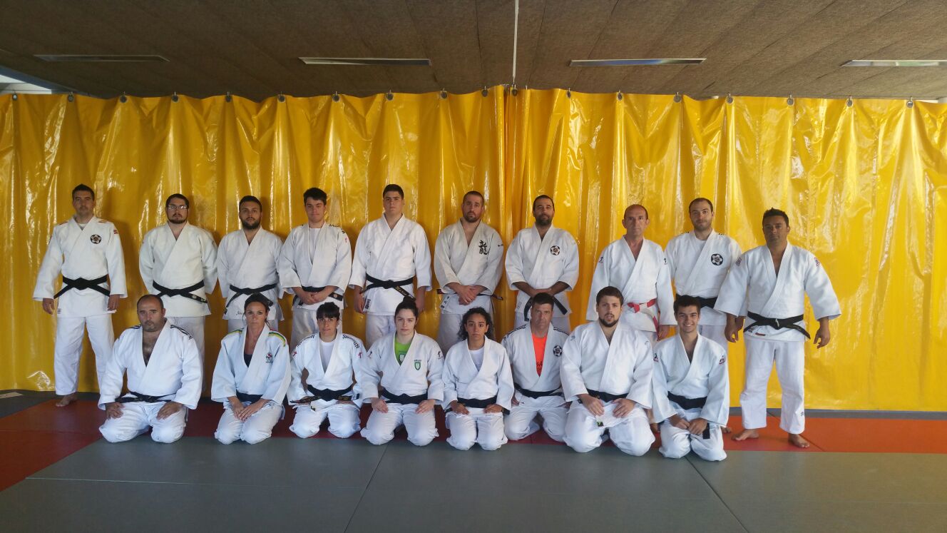 Finalizado con &eacute;xito el curso de titulaciones de Judo / Jiu-Jitsu impartido en Pamplona 2017